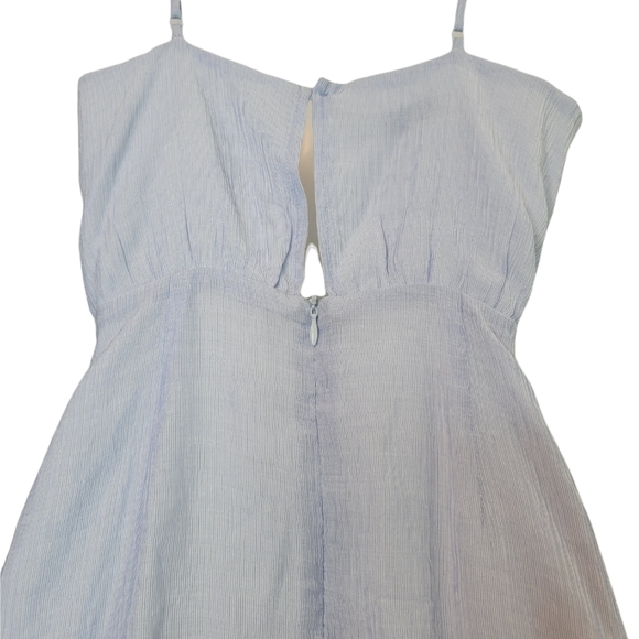 Lush tie front spaghetti straps dress - Picture 7 of 12